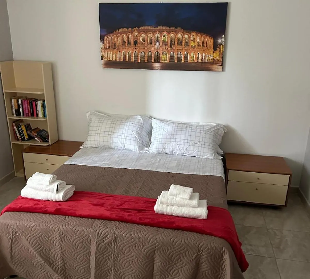 B&B Saval Verona 0*,